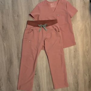 FIGS Limited Edition Mineral Mauve Scrub set